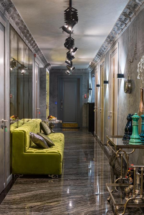 Mr Grey Boutique Hotel Одесса Экстерьер фото