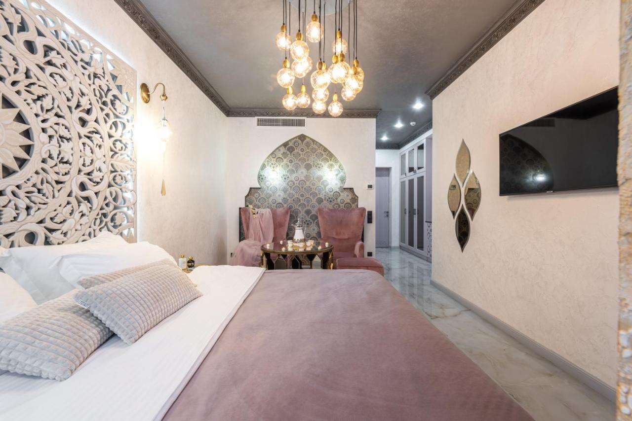 Mr Grey Boutique Hotel Одесса Экстерьер фото
