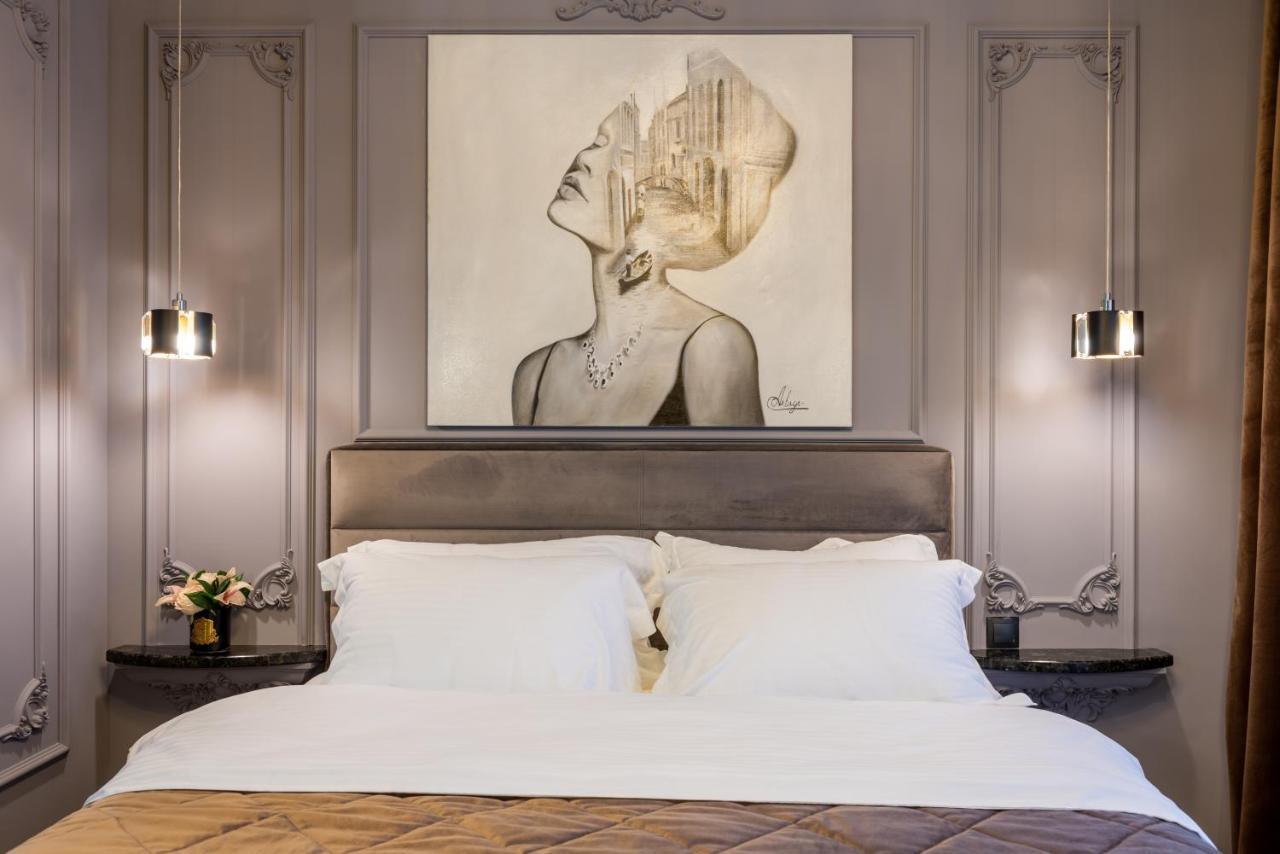 Mr Grey Boutique Hotel Одесса Экстерьер фото