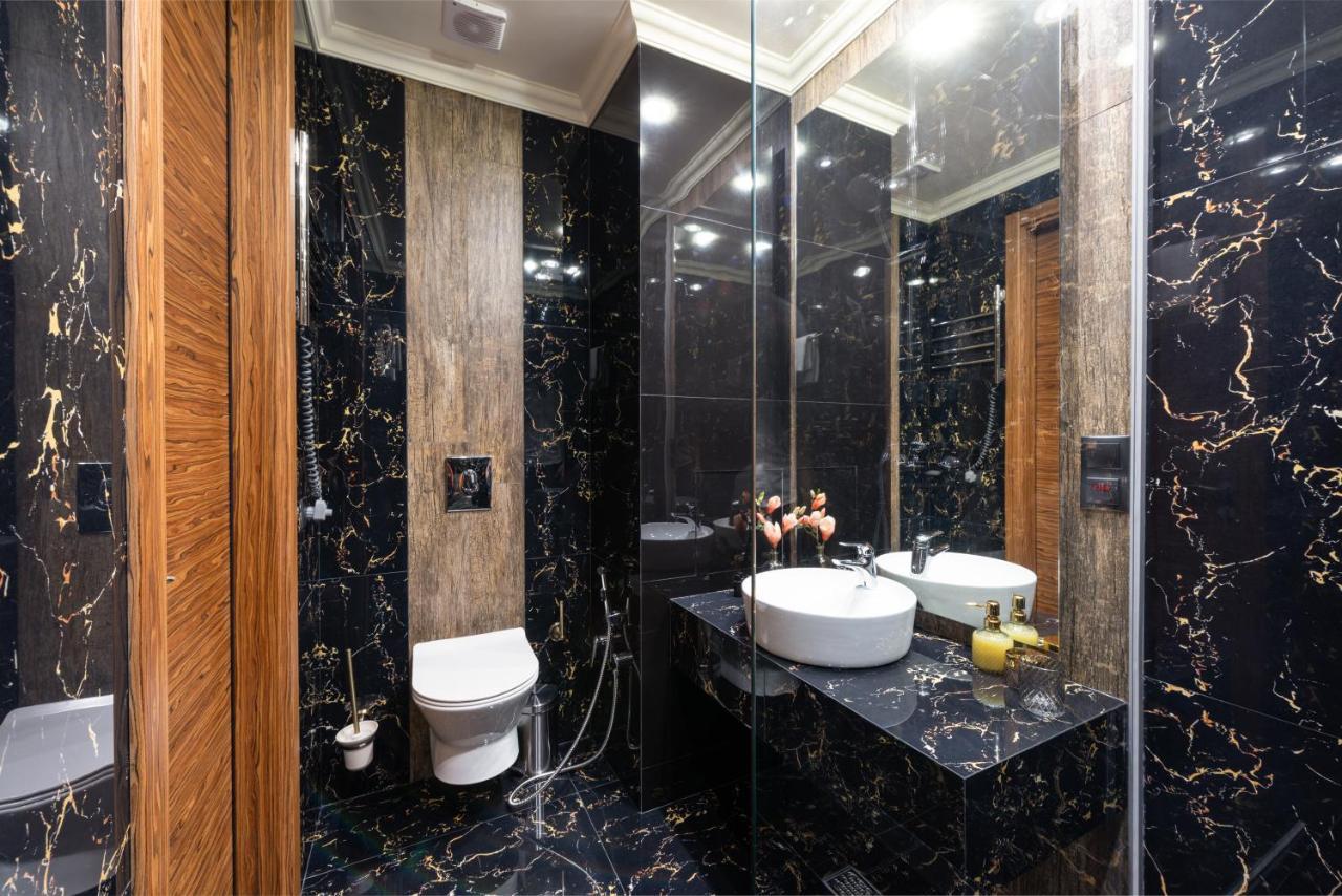 Mr Grey Boutique Hotel Одесса Экстерьер фото