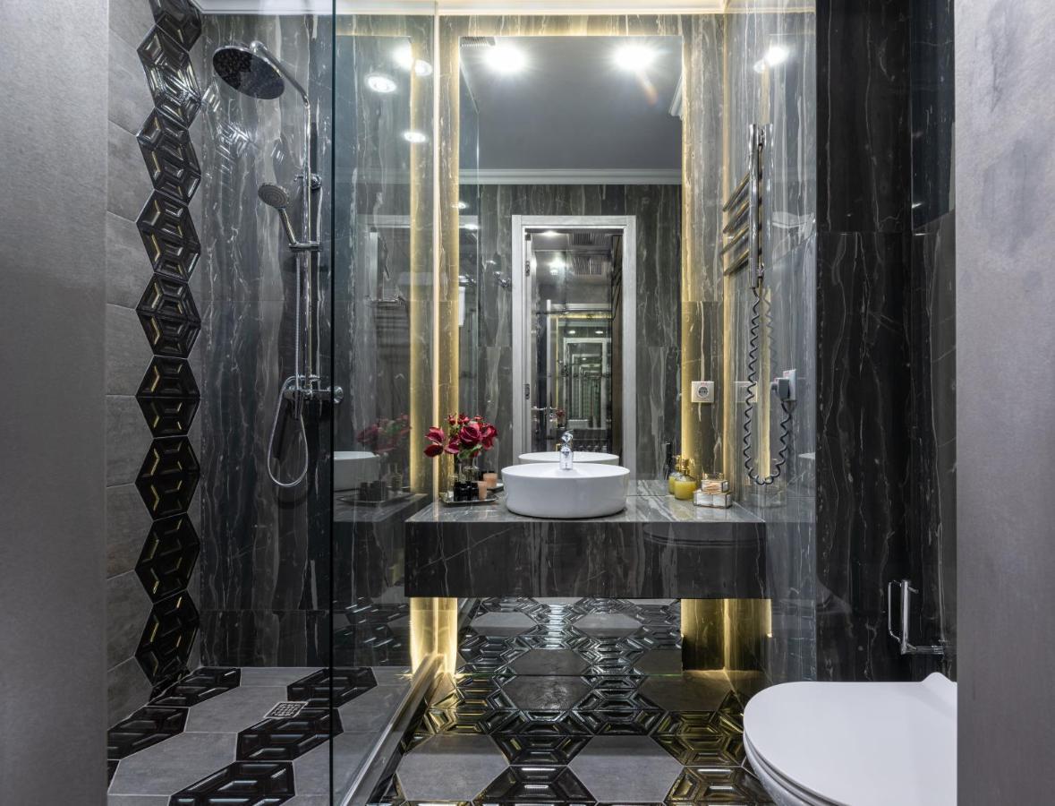 Mr Grey Boutique Hotel Одесса Экстерьер фото