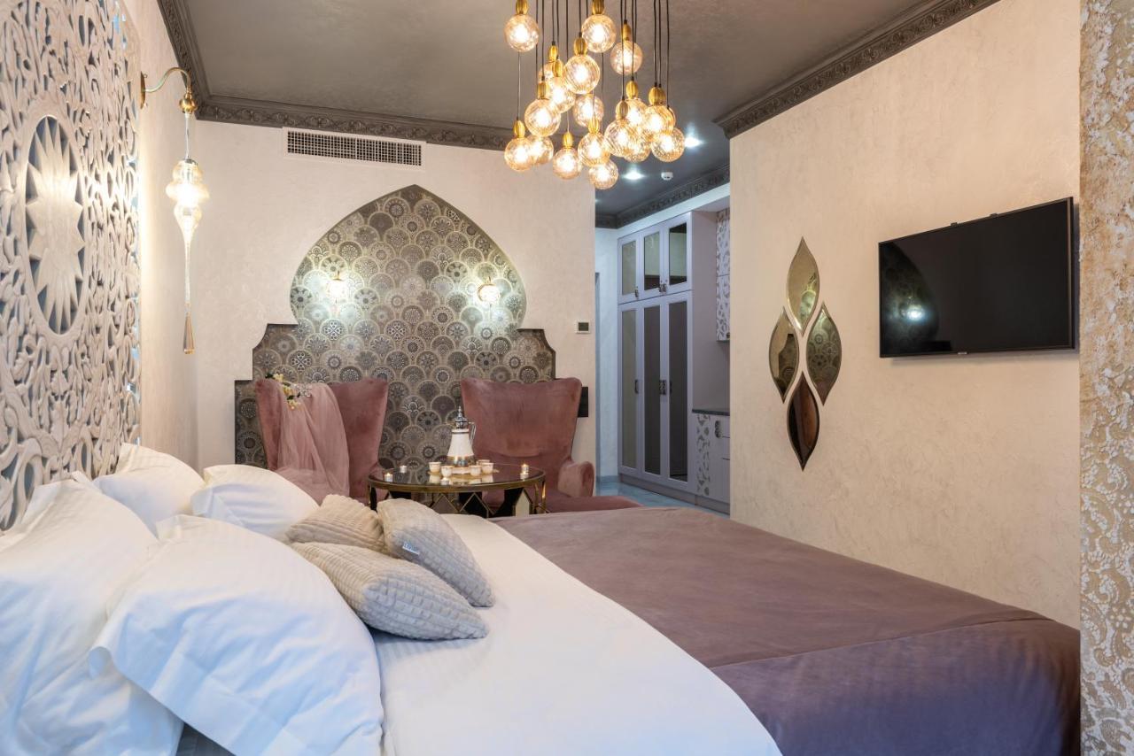 Mr Grey Boutique Hotel Одесса Экстерьер фото