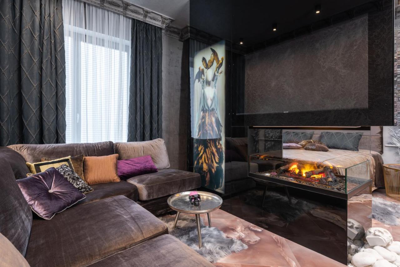Mr Grey Boutique Hotel Одесса Экстерьер фото